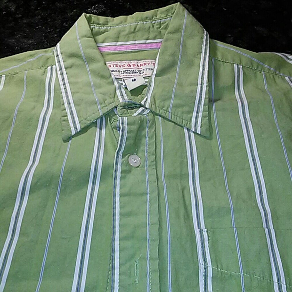 Steve and Berry's dress shirt